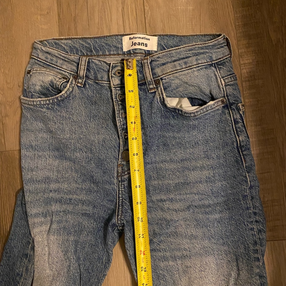 Reformation Liz Button Fly High Rise Straight Jeans - Size 25 - Picture 6 of 8